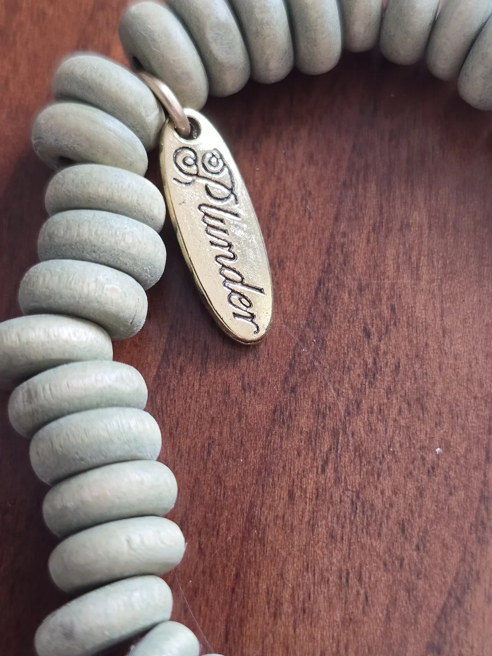 Plunder stylish green
